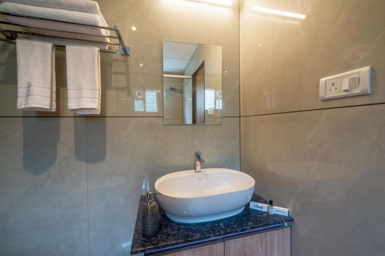Olive Hotel Hal 2Nd Stage By Embassy Group Бангалор Екстериор снимка